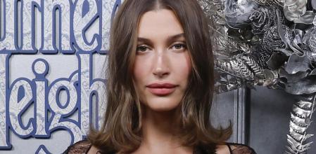 Hailey Bieber en el estreno de 'Cumbres borrascosas' en Sídney