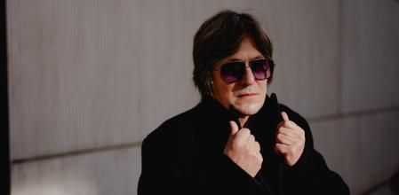 El cantautor Nacho Vegas, durante su visita a Barcelona para promocionar el disco 'Vidas semipreciosas'