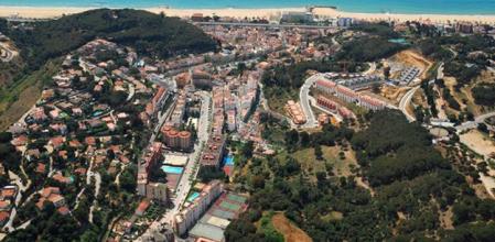 Panorámica de Caldes d'Estrac en el Maresme .