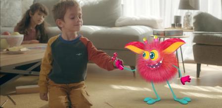 La piruleta Orofar® Kids facilita el alivio de la garganta en niños gracias a su formato adaptado al público infantil