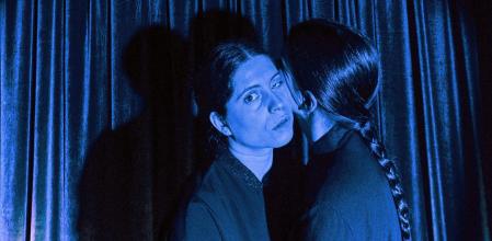 Les Lloronas interpretan a unas siamesas en ‘Un tall, dos terços’, en la sala Beckett&nbsp;