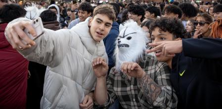 Posado salvaje para la inevitable foto que circulará por las redes sociales.&nbsp;