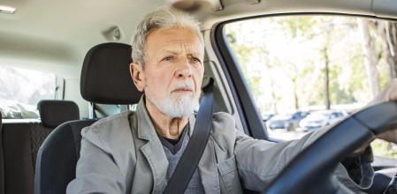 Dejar de conducir es un momento complicado en la vida de los séniors.&nbsp;