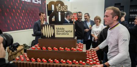 El pastelero Lluc Crusellas es fue el autor de la tarta gigante de celebración