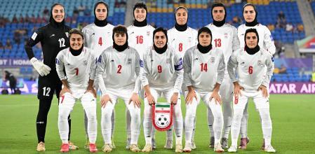 GOLD COAST (Australia), 02/03/2026.- The Islamic Republic of Iran team poses prior to the AFC Women#{emoji}146;s Asian Cup Group A match between South Korea and Iran at Robina Stadium on the Gold Coast, Australia, 02 March 2026. (Corea del Sur) EFE/EPA/DAVE HUNT AUSTRALIA AND NEW ZEALAND OUT EDITORIAL USE ONLY
