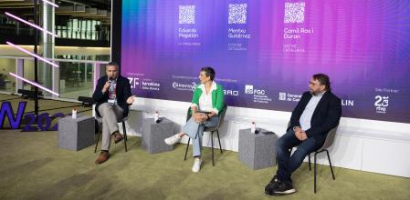 Eduardo Magallón, Mentxu Gutiérrez y Camil Ros este miércoles en la jornada inaugural de Bwaw 