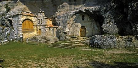 El espectacular monumento natural excavado en la roca con más de 100 kilómetros de cuevas subterráneas que está a hora y media de Burgos