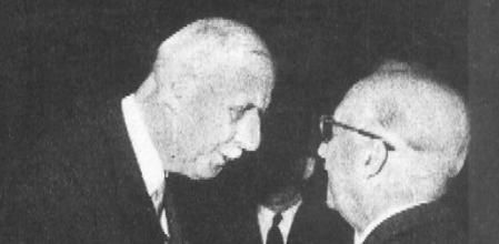 De Gaulle visita a Franco