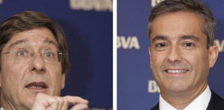 El consejero delegado del BBVA, José Ignacio Goirigolzarri (i), que abandona el cargo 