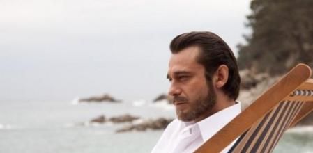 Jordi Mollà interpreta al poeta Jaime Gil de Biedma en 'El cónsul de Sodoma'