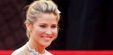 La actriz Elsa Pataky desfila por la alfombra roja de Cannes