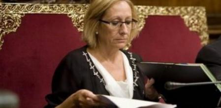 Assumpta Escarp, en un pleno del Ayuntamiento de Barcelona