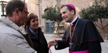 Xavier Novell, saludando a los fieles cuando fue nombrado obispo
