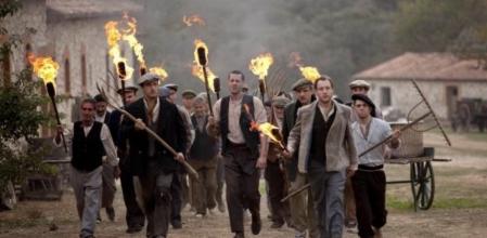 Imagen correspondiente al primer episodio de la serie ¿14 de abril. La República¿ que La 1 estrenará el lunes