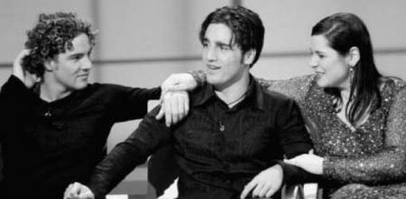 Los finalistas de la primera edición de Operación Triunfo: Bisbal, Bustamante y Rosa (2002)