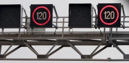 Paneles informativos de velocidad variable en la autopista C32