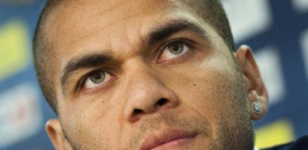 Dani Alves en la ciudad deportiva Joan Gamper