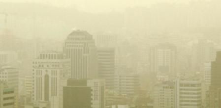 El polvo amarillo, muy habitual durante la primavera ha evitado que la radicación emanada por la central de Fukushima llegase a Corea del Sur