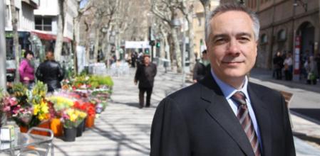 El alcalde Pere Navarro, fotografiado en la rambla de Terrassa