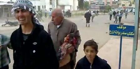 Manifestantes sirios en Deera.