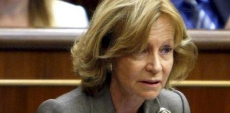 La vicepresidenta económica, Elena Salgado, durante una de sus intervenciones en la sesión de control al Ejecutivo, hoy en el Congreso