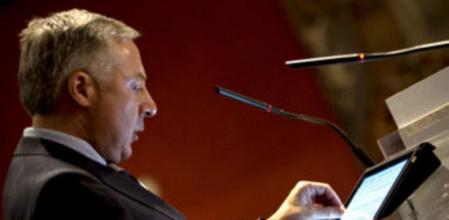 José Blanco, ministro de Fomento, durante la presentación del proyecto del corredor mediterráneo en Barcelona