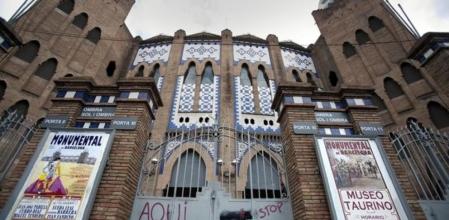 Imagen de la facahada de la plaza de toros Monumental de Barcelona