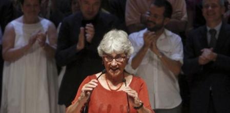 La presidenta de Omnium Cultural, Muriel Casals, durante el discurso que ha ofrecido en el 50 aniversario de esta asociación catalanista