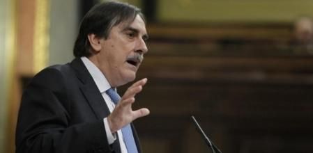 El ministro de Trabajo e Inmigración, Valeriano Gómez, ha cedido de nuevo a algunas de las peticiones de los sindicatos y no flexibilizará los contratos a tiempo parcial