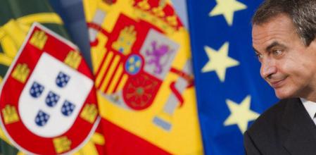 Zapatero, durante la rueda de prensa posterior a la cumbre con el primer ministro portugués