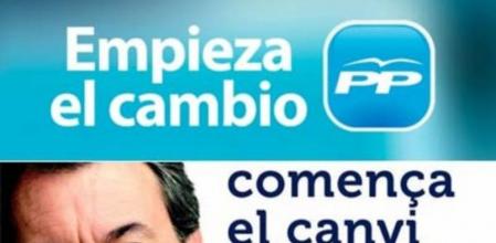 Imagen de dos pancartas electorales con el cambio como centro del eslógan