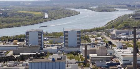 Foto de archivo que muestra una vista general del complejo nuclear en Marcoule, en Chusclan (sureste de Francia)
