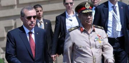 El primer ministro turco, Recep Tayyip Erdogan, durante su visita a El Cairo (Egipto)