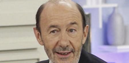 Alfredo Pérez Rubalcaba, entrevistado en el programa de Ana Rosa Quintana