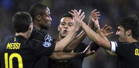 Los jugadores del FC Barcelona Lionel Messi, Seydou Keita, Thiago Alcantara y David Villa celebran un gol contra el FC BATE Borisov durante su partido de la fase de grupos de la Liga de Campeones jugado hoy miércoles 28 de septiembre de 2011 en el estadio Dinamo de Minsk, Bielorrusia