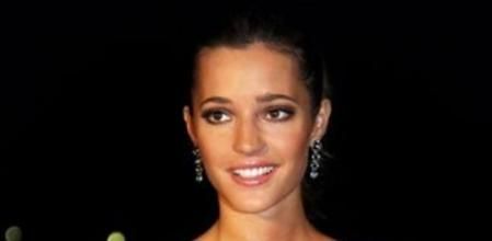 La modelo Malena Costa fue coronada como reina del cava recientemente