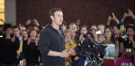 Mark Zuckerberg durante una visita reciente a la Universidad de Harvard