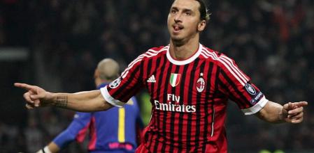 El jugador sueco del AC Milán Zlatan Ibrahimovic celebra un gol ante el FC Barcelona hoy, miércoles 23 de noviembre de 2011, durante el partido del grupo H de la Liga de Campeones en el estadio Giuseppe Meazza de Milán (Italia)