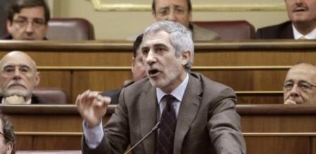 Intervención del diputado de IU Gaspar Llamazares durante la sesión constitutiva de la Cámara Baja de la X Legislatura.