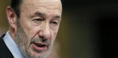 Alfredo Pérez Rubalcaba, durante la intervención en el debate de investidura de Rajoy