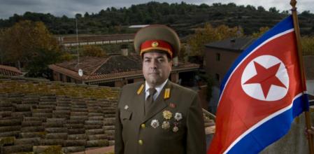 Alejandro Cao de Benós, en su casa de Salomó (Tarragonès)