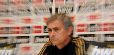 José Mourinho, durante la rueda de premsa