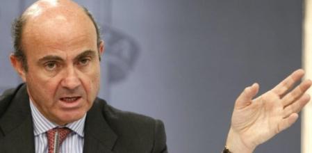 Guindos tras un Consejo de Ministros (Foto de archivo)