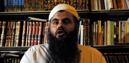 Abu Qatada, en una foto de 2001 en Londres