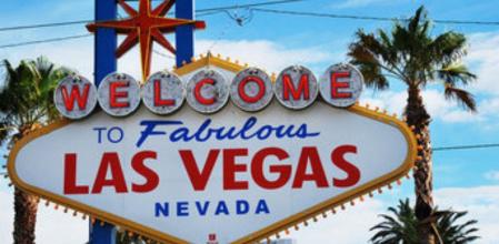 El mítico cartel que da la bienvenida a los visitantes de Las Vegas