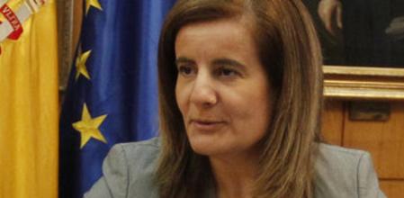 La ministra de Empleo, Fátima Báñez, en la reunión de la Confederación Empresarial de Economía Social