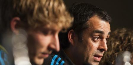 El delantero Stefan Kiessling y el técnico Robin Dutt quieren dar una buena imagen en el Camp Nou