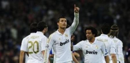 Cristiano Ronaldo celebra su gol marcado ante el CSKA de Moscú, el segundo de su equipo