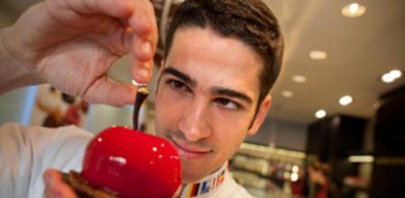 La cereza es el símbolo del establecimiento de Josep Maria Rodríguez