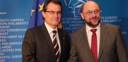 Artur Mas, con el presidente de la Eurocámara, Martin Schulz